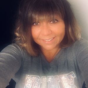 Meet your Posher, Danae